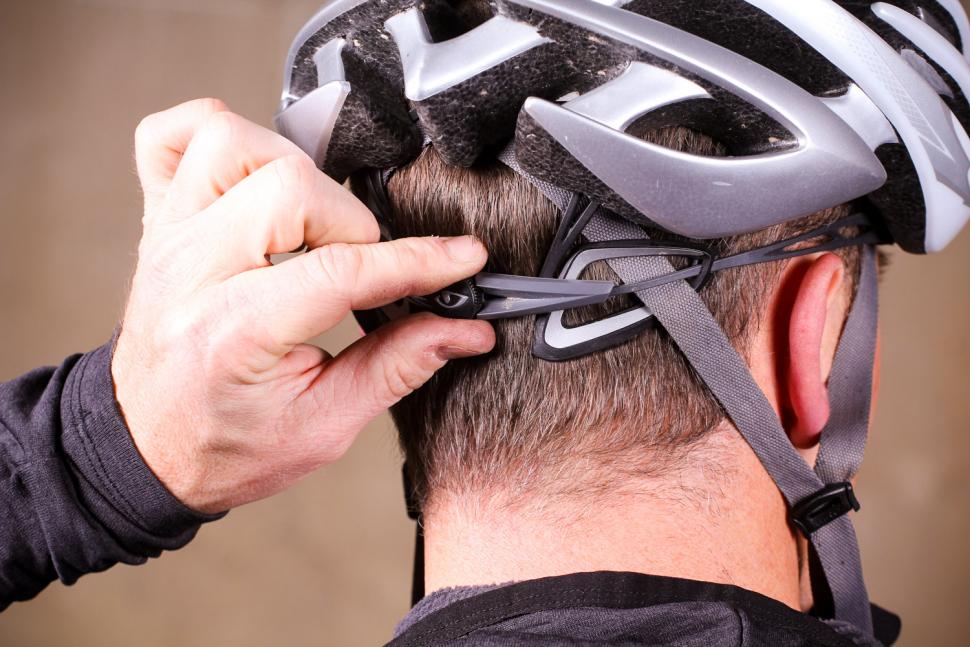 How to Adjust Giro MIPS Helmet